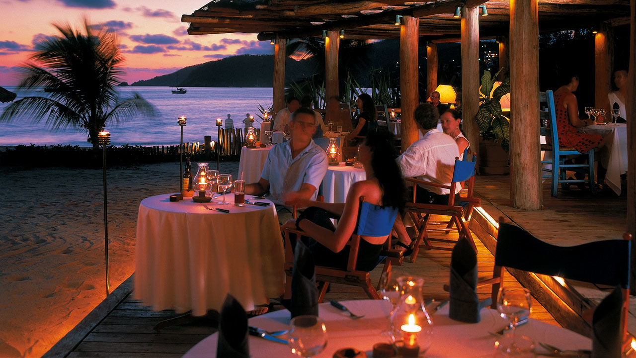 Thompson Zihuatanejo, A Beach Resort, By Hyatt Restoran fotoğraf